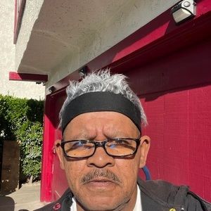 Meet your Posher, Edward